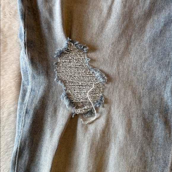 m jeans by maurices Jeans Slim Straight Ankle Mid Rise Distressed Size 16W - Picture 11 of 15